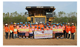 Outstanding students Scholarships of LotusHall Mining 2015